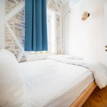 Holiday home Miniq Homes 101 - Phokaia Stone House With Sea View *