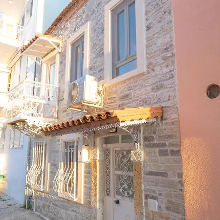 Miniq Homes 101 - Phokaia Stone House With Sea View Holiday home